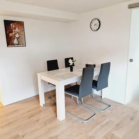 Wehra Apartment